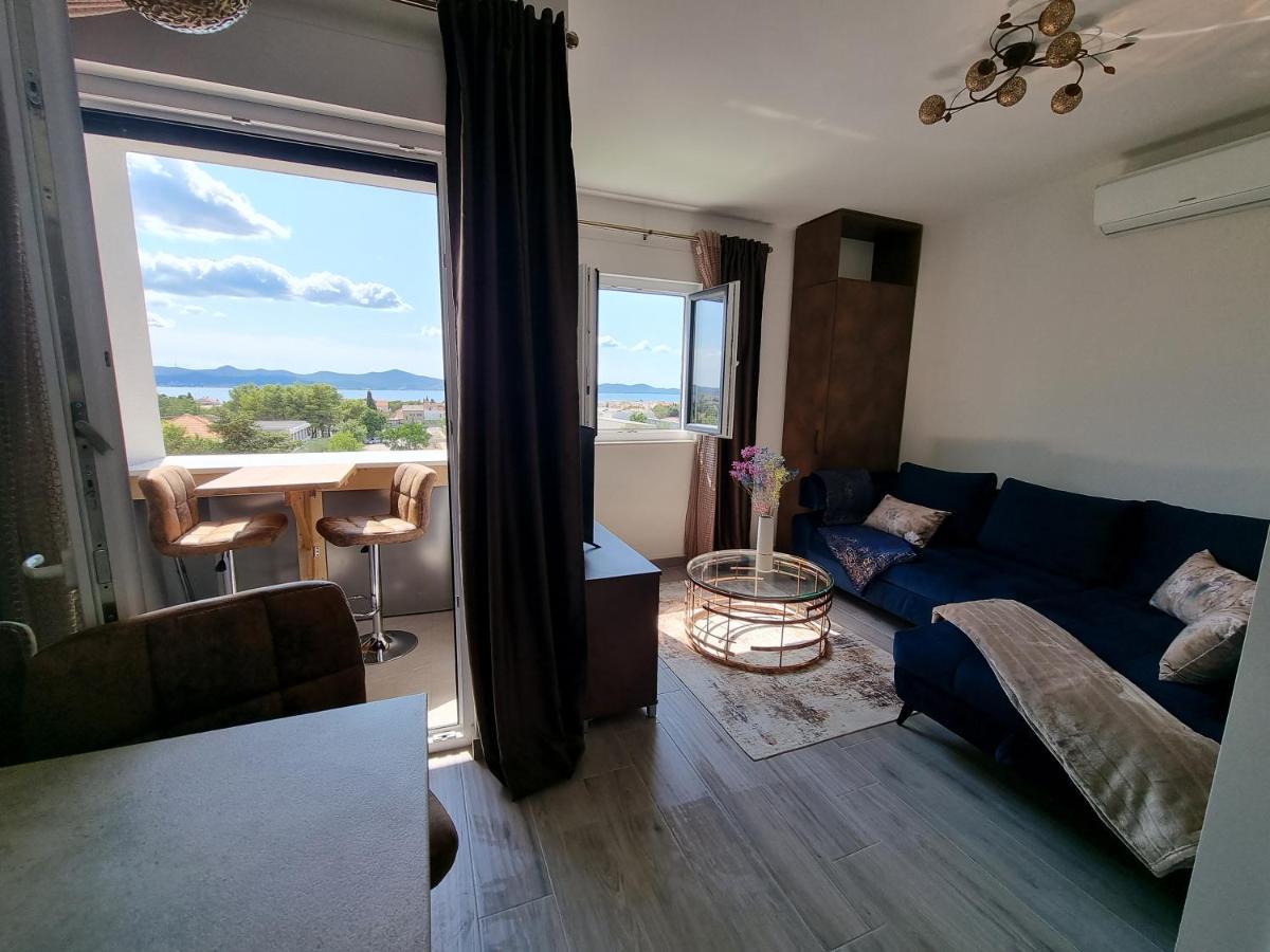Booking Beautifull Studio Apartment Bell With Balcony And Sea View In ザダル エクステリア 写真